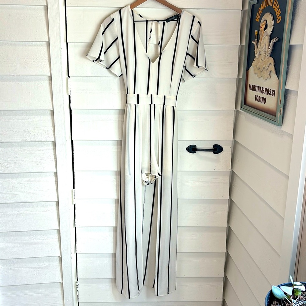 High Lo Cream & White jumper in front skirt in back